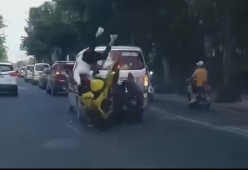 国产摩托车女生开车视频,国产摩托车女生风采展示