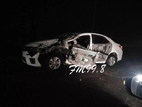 国产轿车被撞视频大全,视频大全揭示行车安全真相