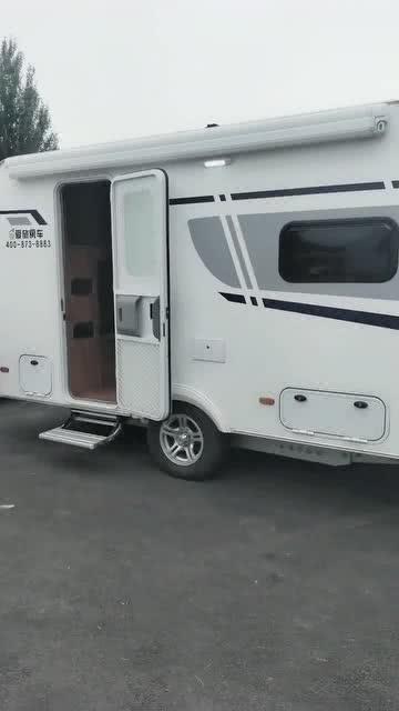 最新国产拖挂房车视频,视频揭秘创新设计与舒适体验