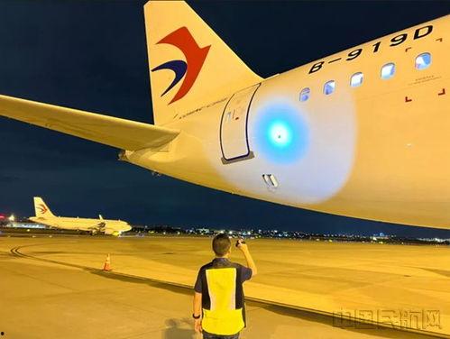 国产飞机运营视频,翱翔蓝天，见证中国航空新里程